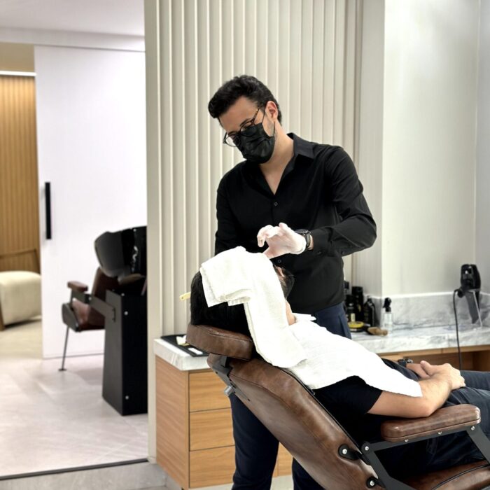 Serviço de barba com visagismo masculino na Momentum
