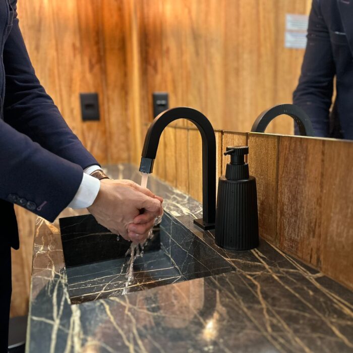 Barbearia sofisticada no coração da Savassi em BH